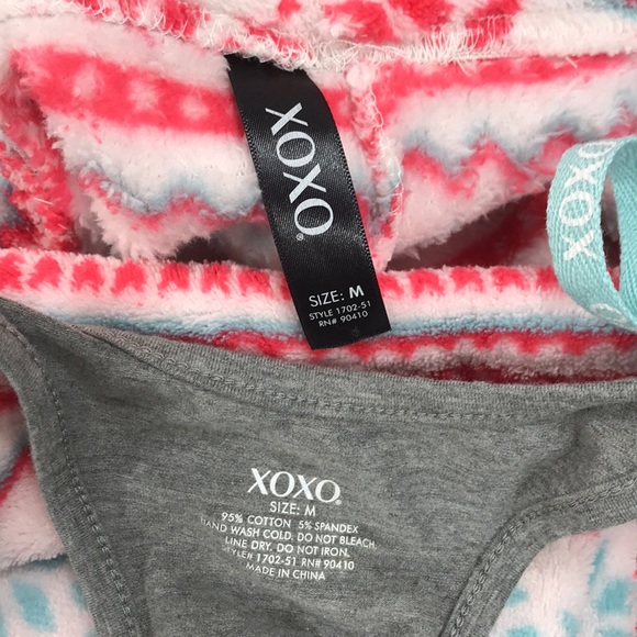 XOXO Snowflake More Lazy Days PJs Red White Size Medium - Picture 6 of 7